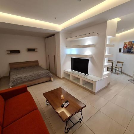 Crescent Corner Leilighet San Pawl il-Baħar Eksteriør bilde