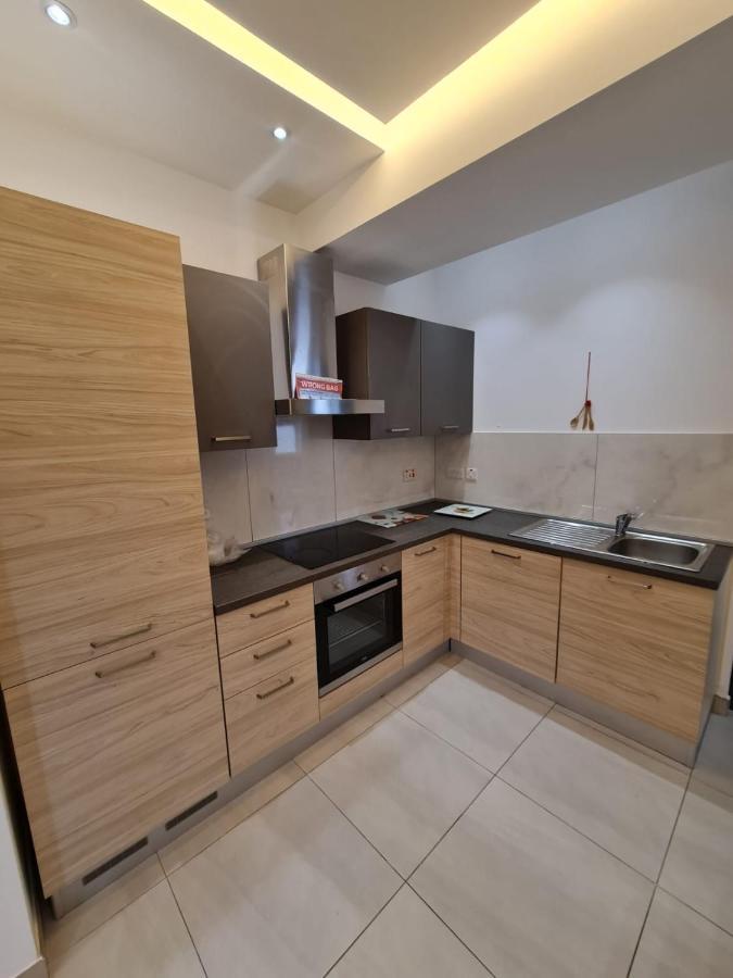 Crescent Corner Leilighet San Pawl il-Baħar Eksteriør bilde