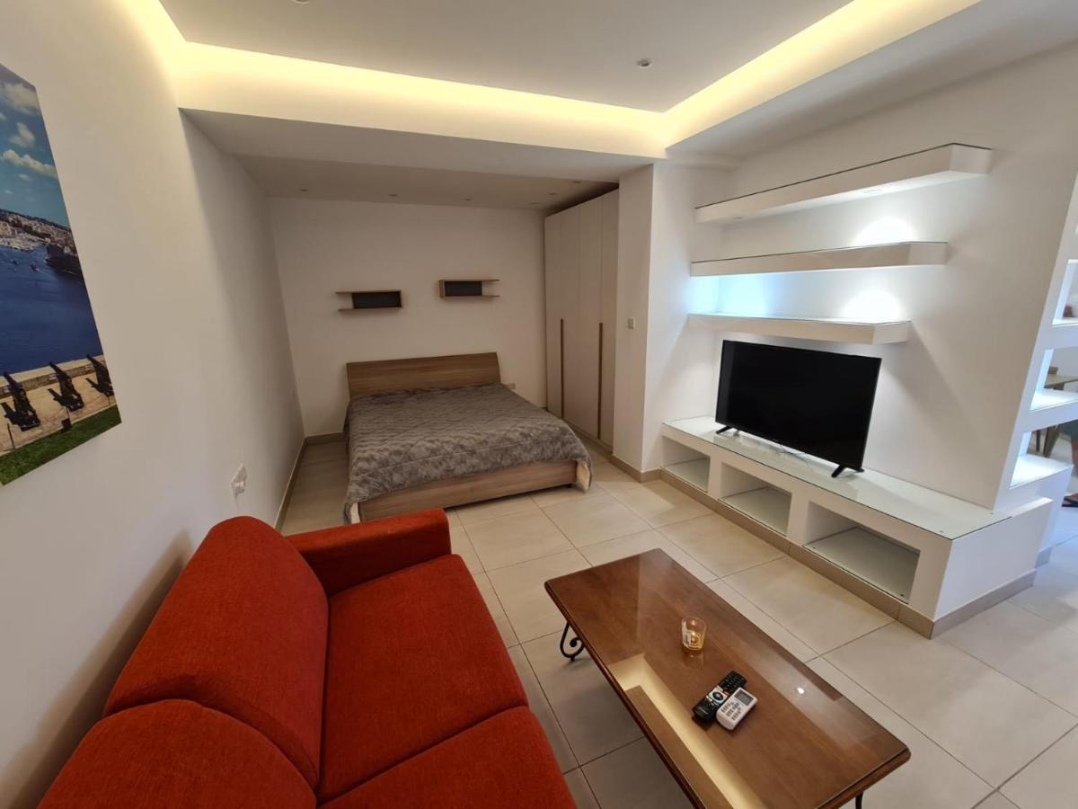 Crescent Corner Leilighet San Pawl il-Baħar Eksteriør bilde