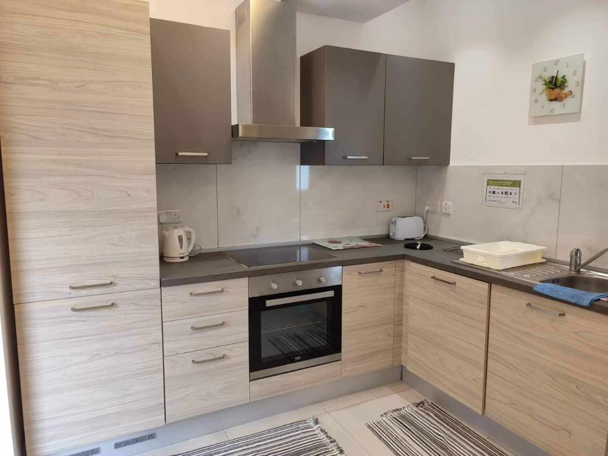 Crescent Corner Leilighet San Pawl il-Baħar Eksteriør bilde